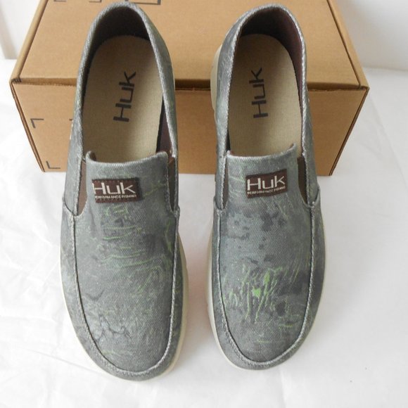 New In The Box Huk Brewster Boat Shoes 